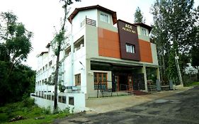 Ack Palace Inn Yercaud 3*