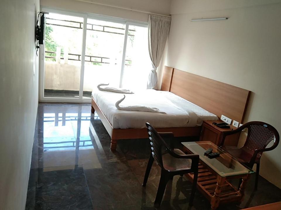 Ack Palacce Inn Yercaud Exterior photo